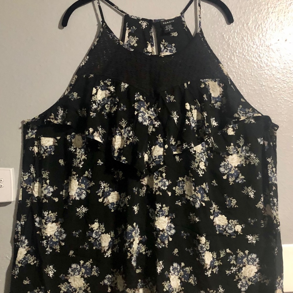 Torrid Ruffle Floral Tank Top - Picture 4 of 10